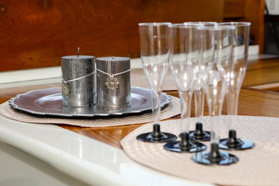 Klaasid ja serveerimine pardal