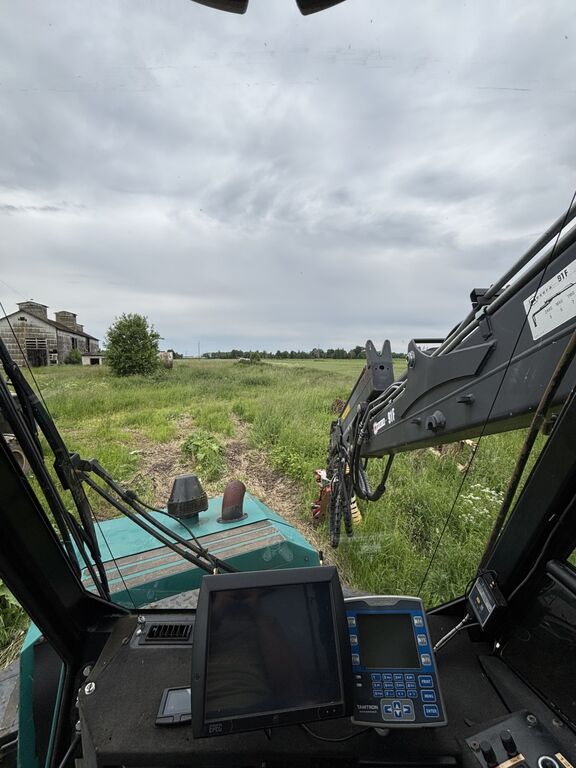 Pärast — John Deere 1170G · esiklaas